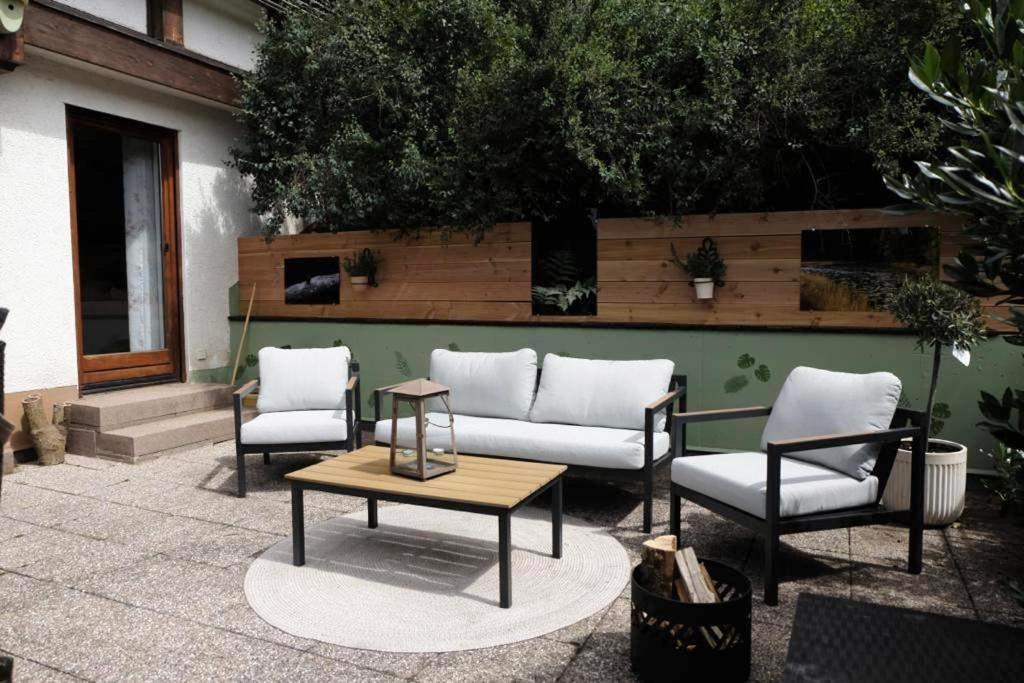 Schwarzwild - Ferienwohnung Und Ferienzimmer Baiersbronn Exterior foto